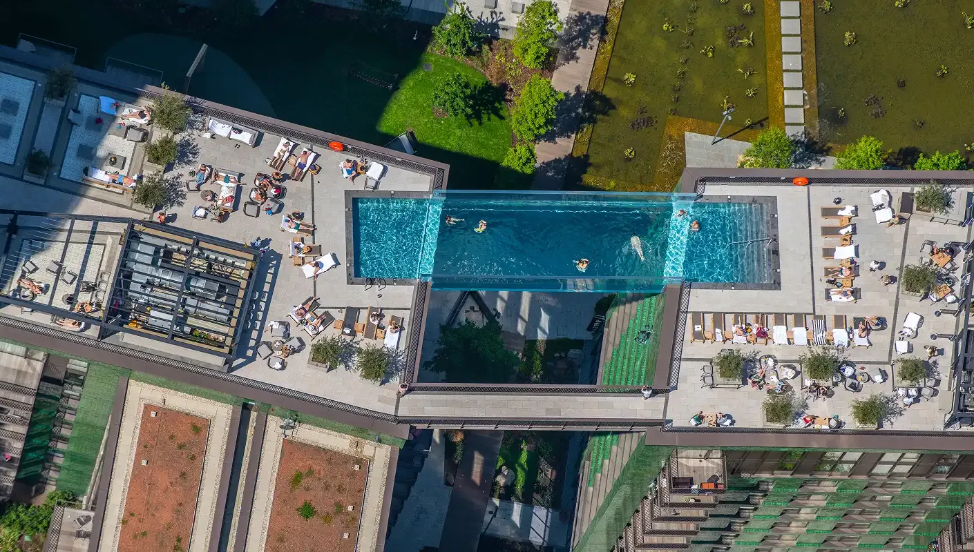 Skypool hero